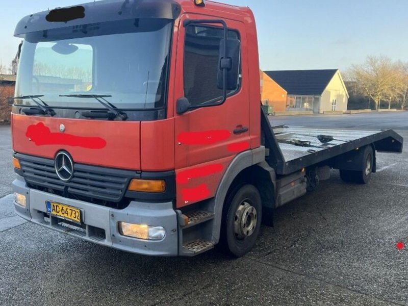 LKW tip Mercedes 823, Gebrauchtmaschine in Rødovre (Poză 1)