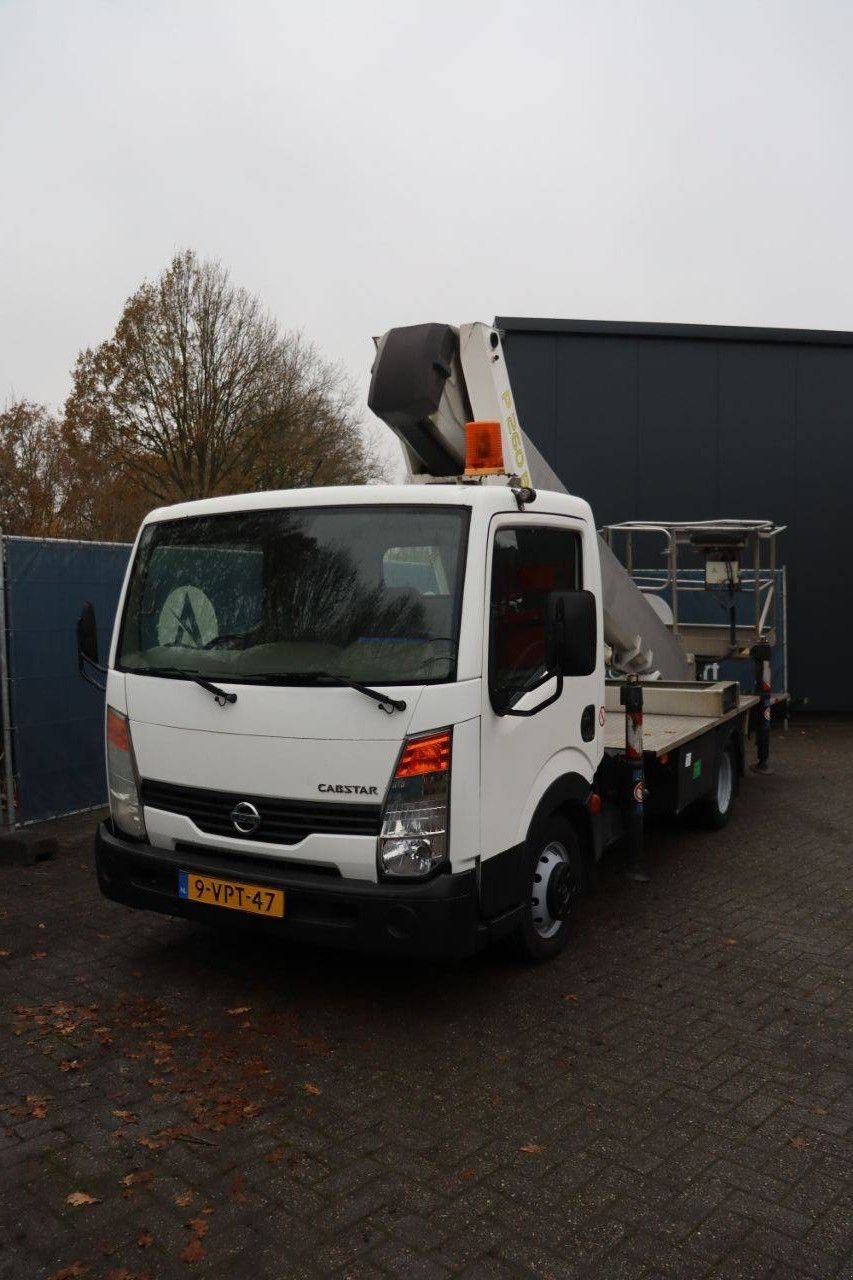 LKW typu Nissan CABSTAR, Gebrauchtmaschine w Antwerpen (Zdjęcie 10)