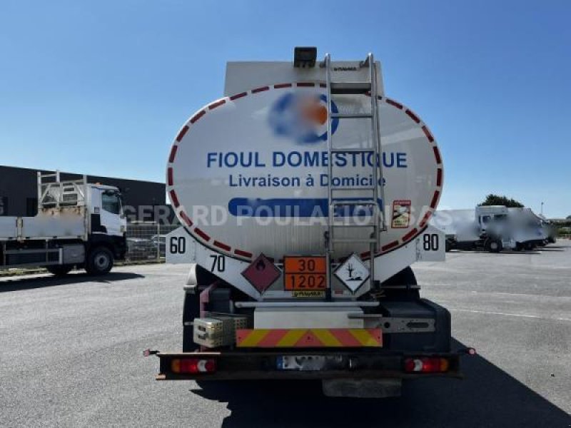 LKW типа Renault 280 E6  D18 P 4X2 CITERNE CARB LEG 14000 L, Gebrauchtmaschine в Bourron Marlotte (Фотография 5)