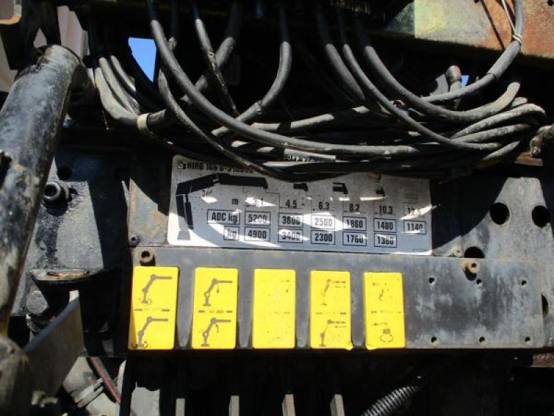 LKW des Typs Renault Kerax, Gebrauchtmaschine in Bourron Marlotte (Bild 9)