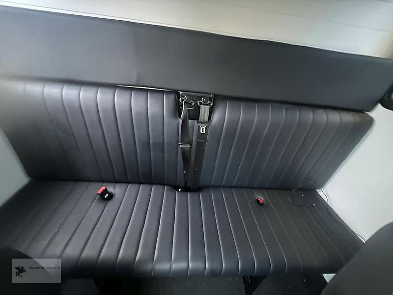 LKW des Typs Renault Master 2 Pferdetransporter 4-Sitzer 1.Hd Top Sleeper 2023, Gebrauchtmaschine in Gevelsberg (Bild 11)