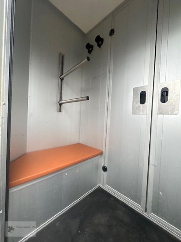 LKW del tipo Renault Master JL Mini 2 Pferdetransporter Vollalukoffer 3,5t., Gebrauchtmaschine en Gevelsberg (Imagen 10)