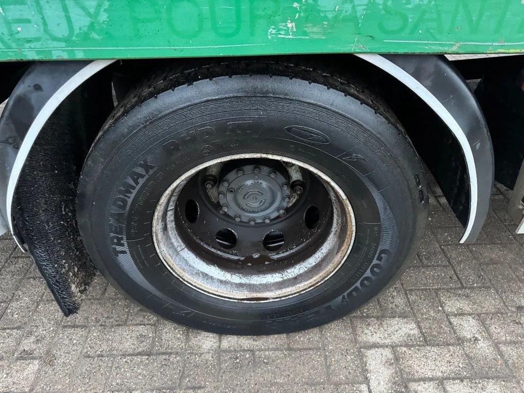 LKW des Typs Renault Midlum 190 **BELGIAN TRUCK-MANUAL GEARBOX**, Gebrauchtmaschine in Kessel (Bild 5)