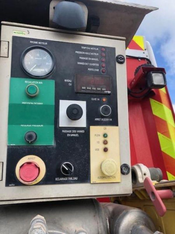 LKW του τύπου Renault PORTEUR 6X6 INCENDIE 340CV, Gebrauchtmaschine σε Bourron Marlotte (Φωτογραφία 11)