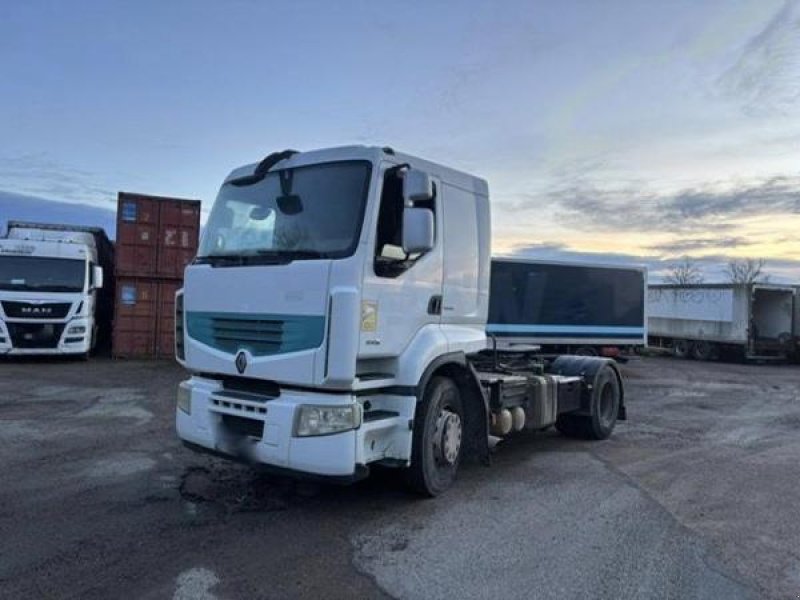 LKW des Typs Renault PREMIUM 450 dxi, Gebrauchtmaschine in Bourron Marlotte (Bild 1)
