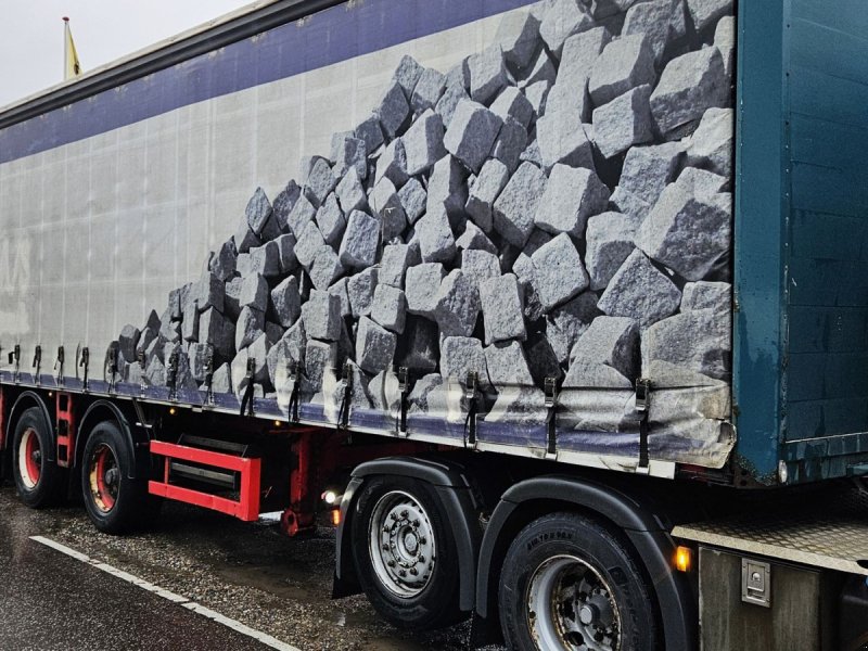 LKW tip Renders Gardintrailer / nysynet / 4 drejbare aksler / truckbeslag, Gebrauchtmaschine in Arden (Poză 1)