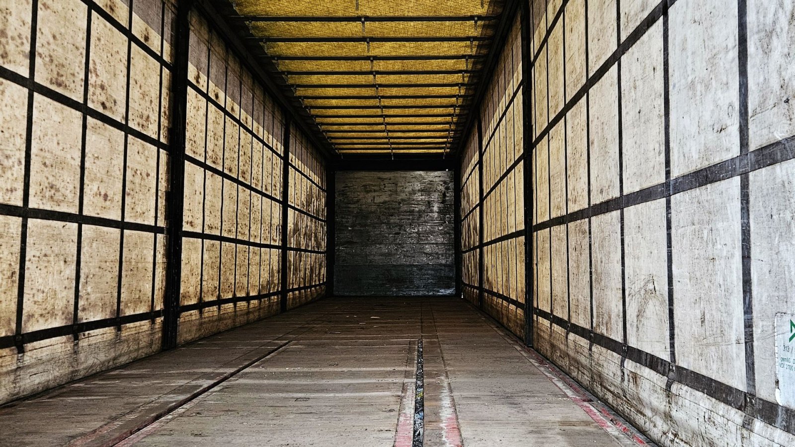 LKW des Typs Renders Gardintrailer / nysynet / 4 drejbare aksler / truckbeslag, Gebrauchtmaschine in Arden (Bild 9)