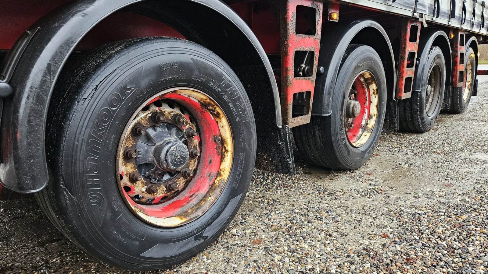 LKW des Typs Renders Gardintrailer / nysynet / 4 drejbare aksler / truckbeslag, Gebrauchtmaschine in Arden (Bild 8)