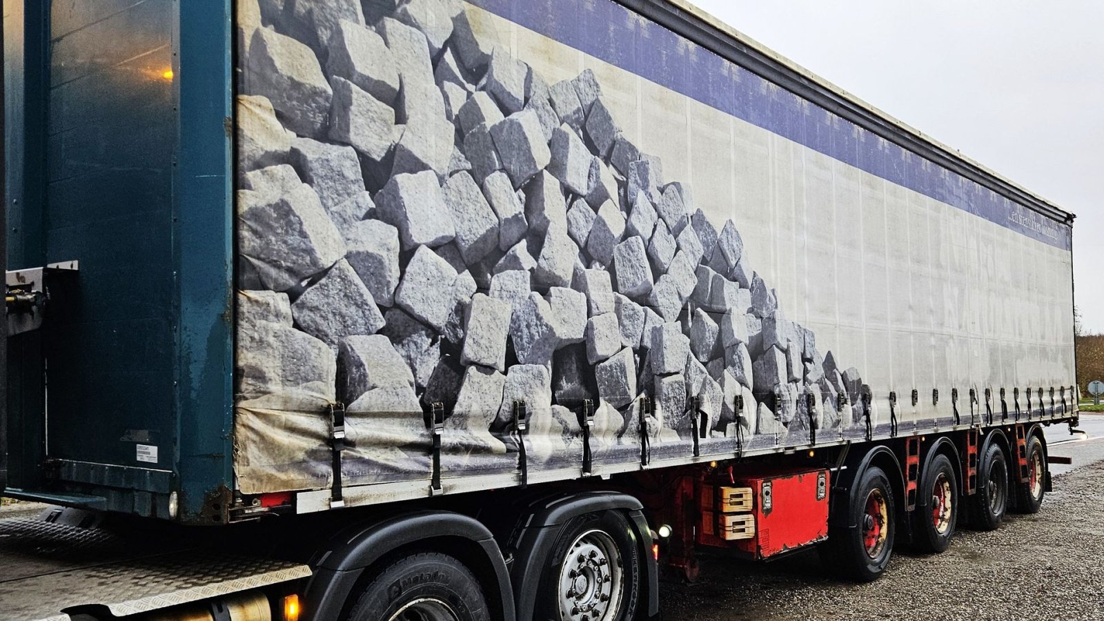 LKW des Typs Renders Gardintrailer / nysynet / 4 drejbare aksler / truckbeslag, Gebrauchtmaschine in Arden (Bild 5)