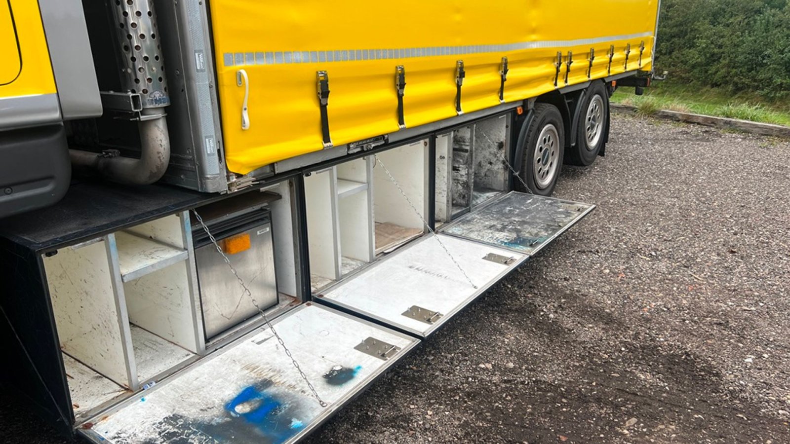 LKW of the type Scania T420 6x2, Gebrauchtmaschine in Vojens (Picture 12)