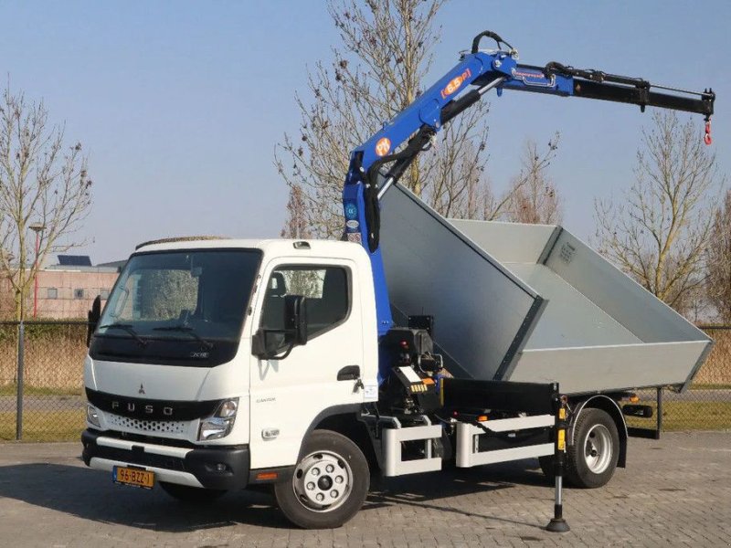 LKW Türe ait Sonstige FUSO Canter 7C18 4X2 3-WAY TIPPER PM 6.5 KRAN /CRANE, Gebrauchtmaschine içinde Marknesse (resim 1)