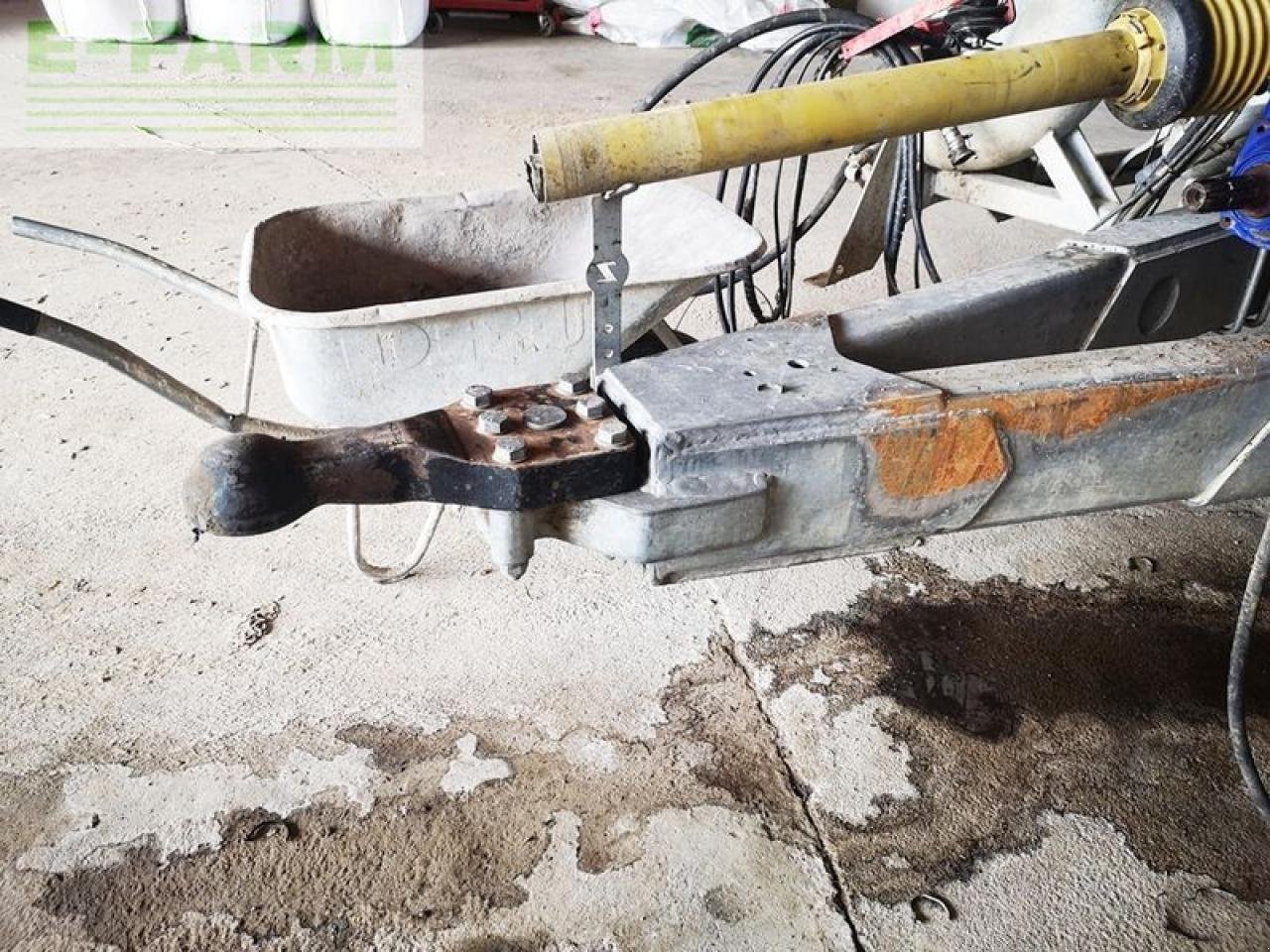 LKW Türe ait Sonstige light 18.500 polyesterfass mit unfallschaden, Gebrauchtmaschine içinde SANKT MARIENKIRCHEN BEI SCHÄRDING (resim 10)