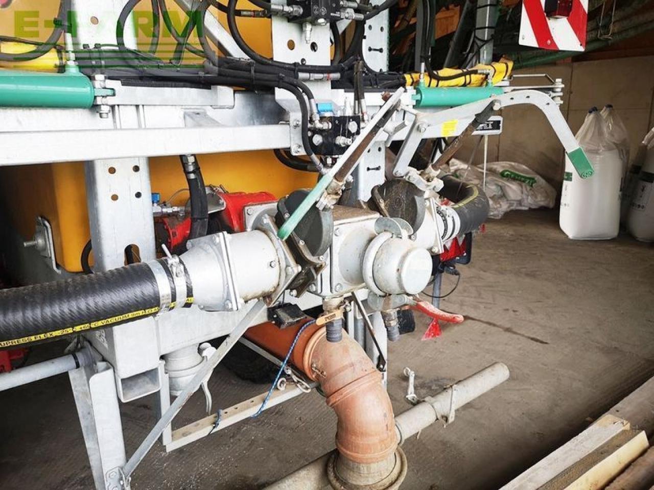 LKW Türe ait Sonstige light 18.500 polyesterfass mit unfallschaden, Gebrauchtmaschine içinde SANKT MARIENKIRCHEN BEI SCHÄRDING (resim 13)