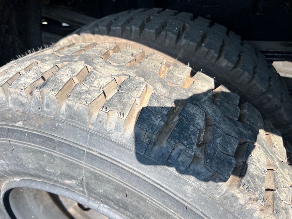 LKW typu Sonstige Mercedes Benz 1017 4X4 ex army reconditioned white with crane, Gebrauchtmaschine v Velddriel (Obrázek 5)