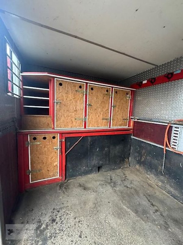 LKW от тип Sonstige Mercedes Benz 814 Pferdetransporter LKW 7,5t. 3-4 Pferde Wohnabt., Gebrauchtmaschine в Gevelsberg (Снимка 10)