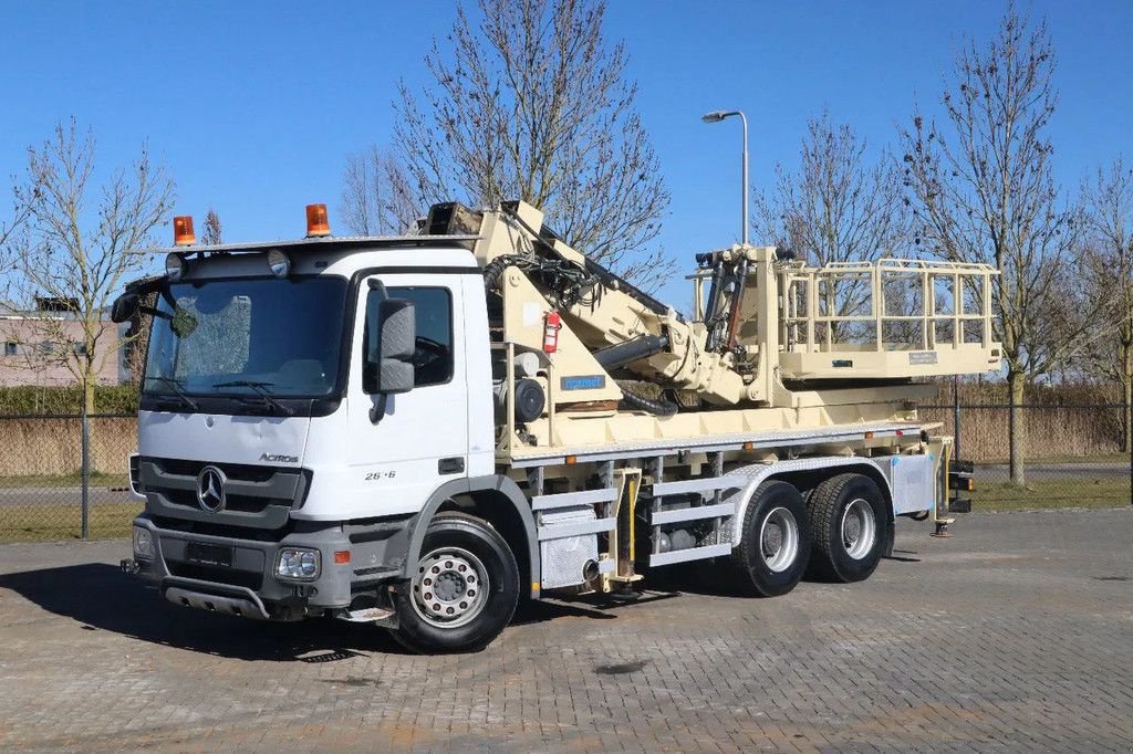 LKW от тип Sonstige Mercedes Benz Actros 2636 6X4 TUNNEL PLATFORM REMOTE DRIVING, Gebrauchtmaschine в Marknesse (Снимка 5)