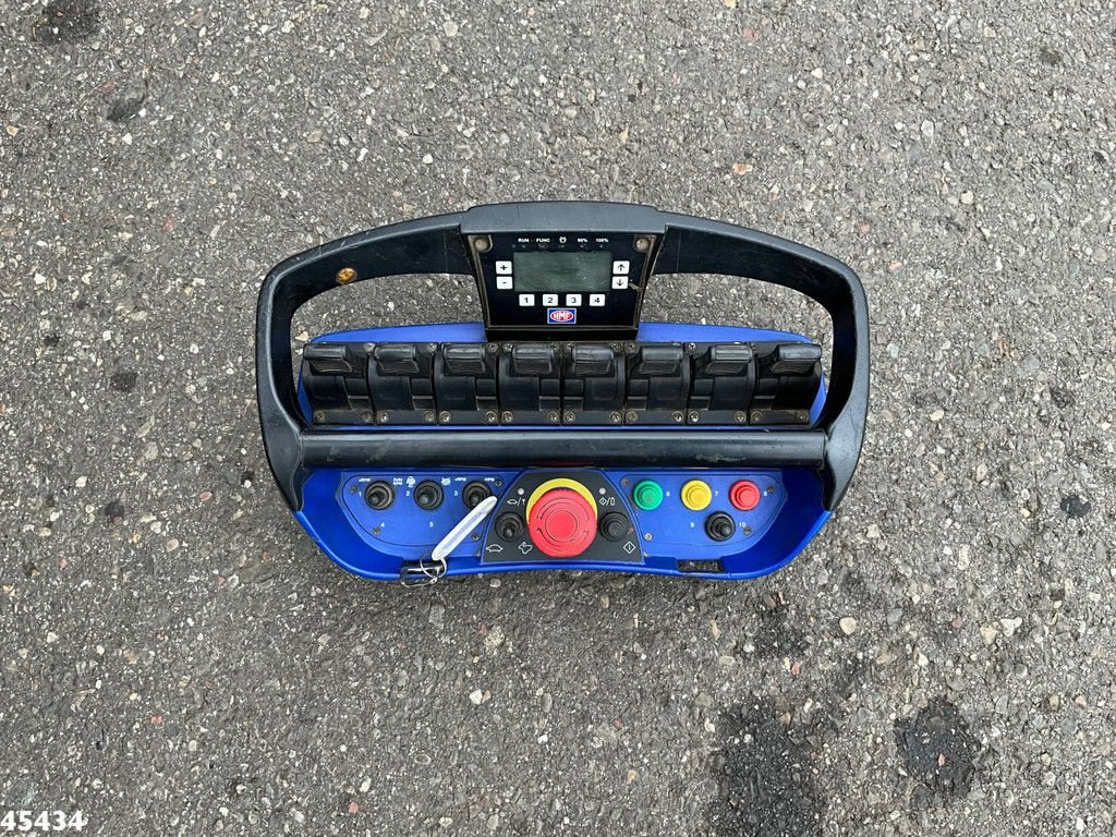 LKW des Typs Sonstige Mercedes Benz Arocs 3251 8x4 Euro 6 Retarder HMF 85 Tonmeter laadkraan Fly-Jib, Gebrauchtmaschine in ANDELST (Bild 10)