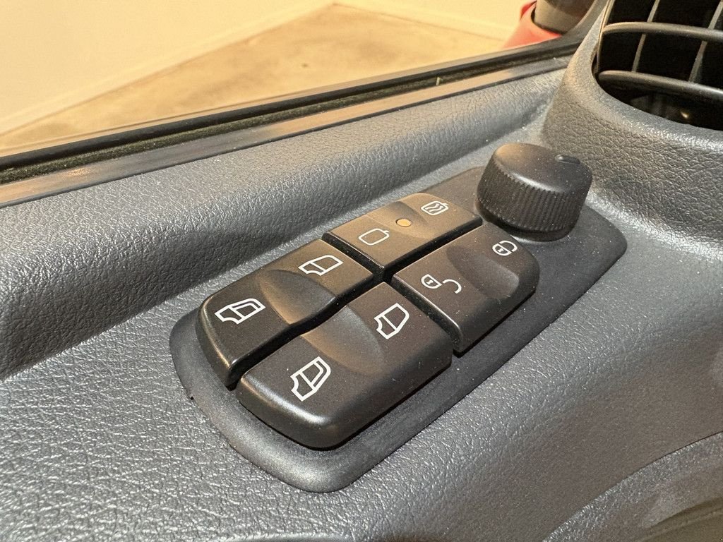 LKW of the type Sonstige Mercedes Benz Atego 824 BL Euro6 Open Laadbak / 6 cil. Automaat / Airco / Cru, Gebrauchtmaschine in GRONINGEN (Picture 8)