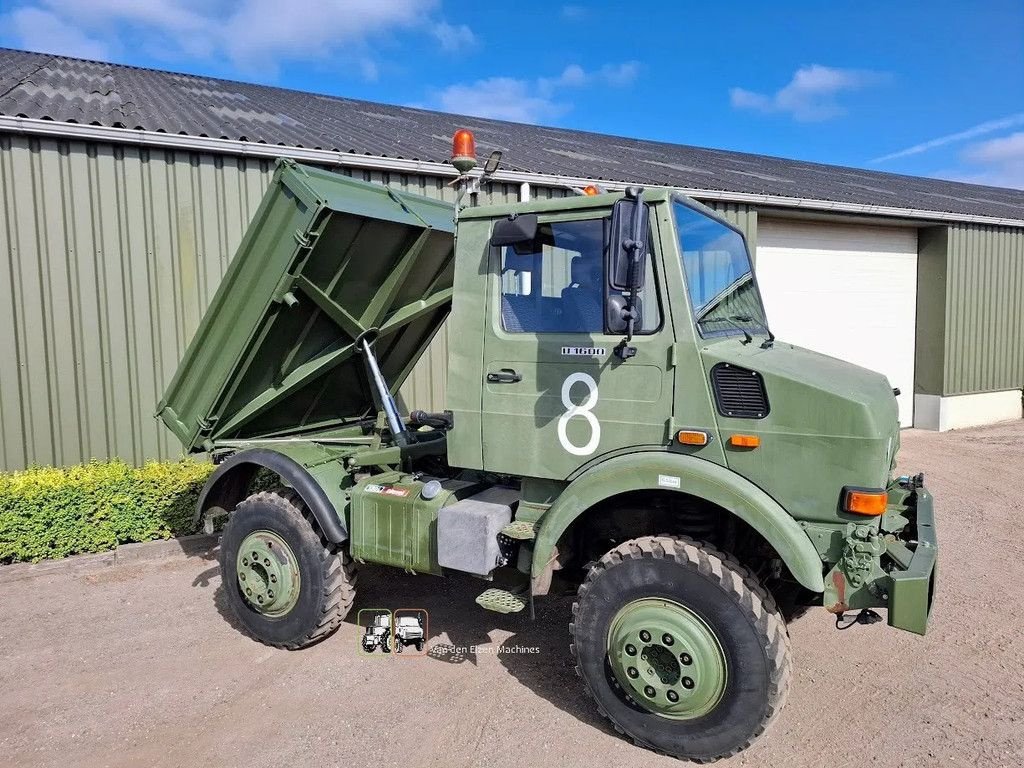 LKW des Typs Sonstige Mercedes Benz Unimog U1600, Gebrauchtmaschine in Odiliapeel (Bild 8)