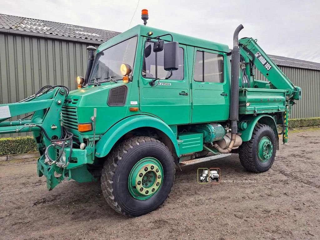 LKW des Typs Sonstige Mercedes Benz Unimog U2150L, Gebrauchtmaschine in Odiliapeel (Bild 4)