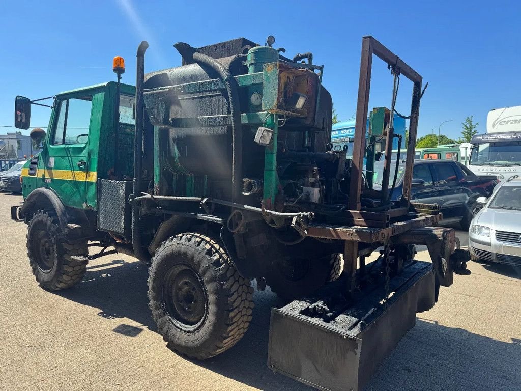 LKW tipa Sonstige Unimog 424 **BITUMTANK-GOUDRONEUSE**, Gebrauchtmaschine u Kessel (Slika 8)