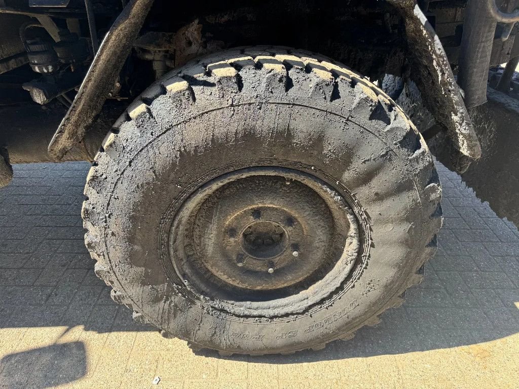 LKW tipa Sonstige Unimog 424 **BITUMTANK-GOUDRONEUSE**, Gebrauchtmaschine u Kessel (Slika 11)