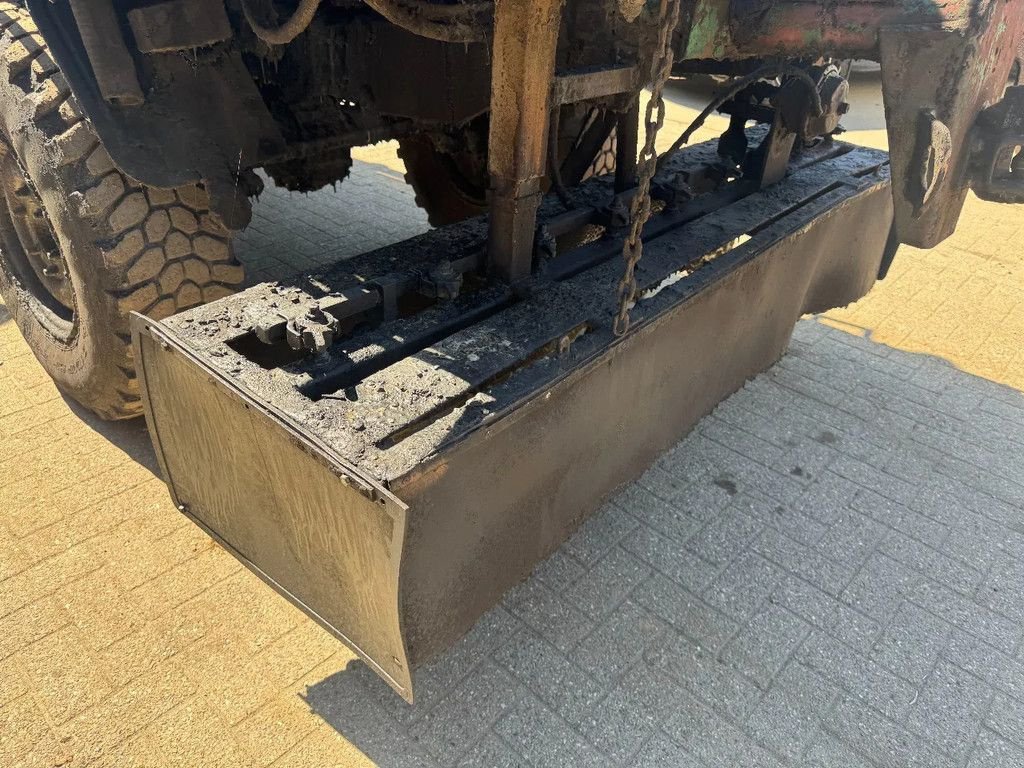 LKW tipa Sonstige Unimog 424 **BITUMTANK-GOUDRONEUSE**, Gebrauchtmaschine u Kessel (Slika 7)