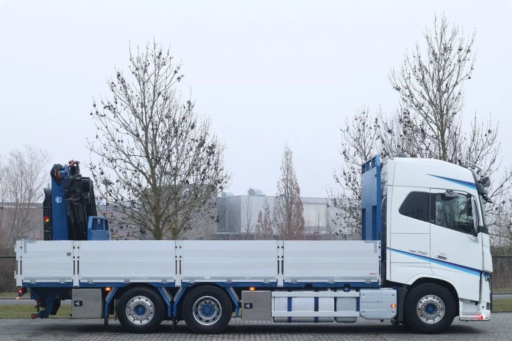 LKW des Typs Volvo FH 16.750 6X2*4 EFFER 215 6X EXT RETARDER EURO 6, Gebrauchtmaschine in Marknesse (Bild 7)
