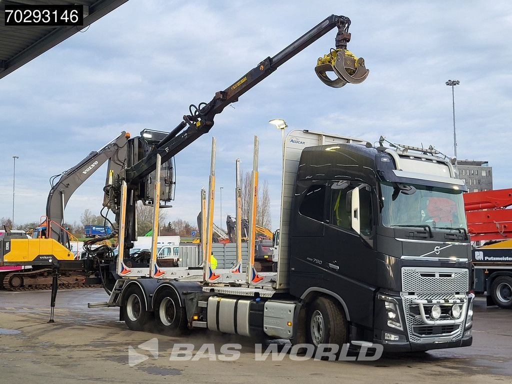 LKW des Typs Volvo FH16 750 FH16 6X4 HIAB LOGLIFT F108S 83 Wood crane Retarder VEB+, Gebrauchtmaschine in Veghel (Bild 3)