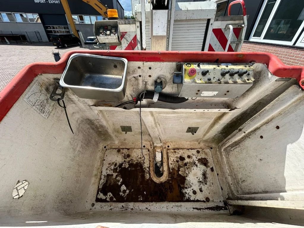 LKW des Typs Volvo FL 240, Gebrauchtmaschine in Barneveld (Bild 9)