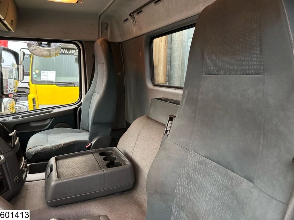 LKW of the type Volvo FM 370 6X2, EURO 5, Gebrauchtmaschine in Ede (Picture 9)