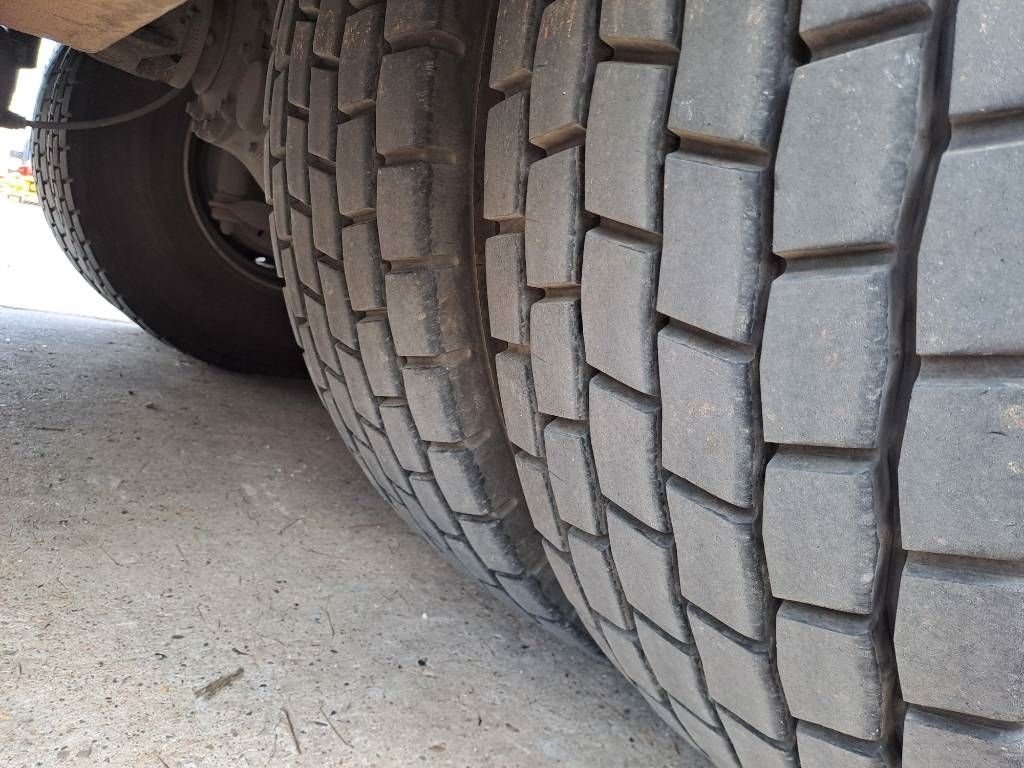 LKW du type Volvo FMX 460 + Hiab 622 E-6 HIPRO 16m + Fly Jib 11, Gebrauchtmaschine en Stabroek (Photo 7)