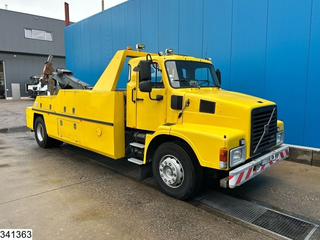 LKW des Typs Volvo N 10 Wrecker, Steel suspension, Gebrauchtmaschine in Ede (Bild 3)