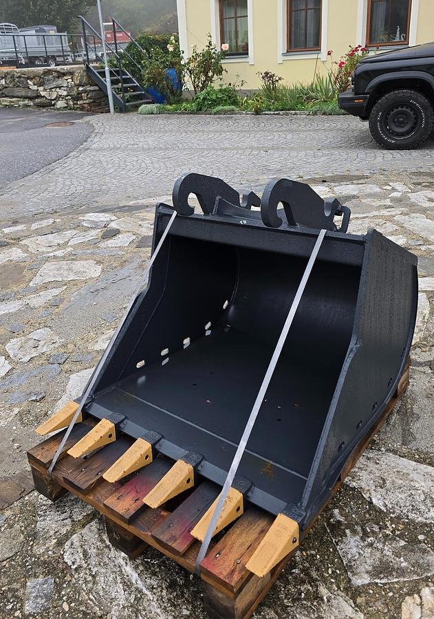 Löffel of the type Big Dutchman 90cm Tieflöffel mit CW10 Verachtert Aufnahme, Neumaschine in Göpfritz an der Wild (Picture 1)