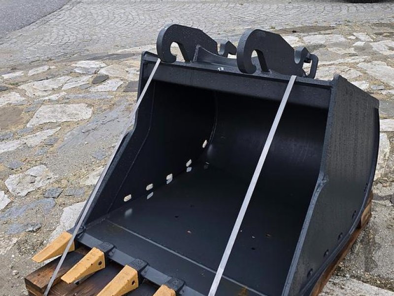 Löffel des Typs Big Dutchman 90cm Tieflöffel mit CW10 Verachtert Aufnahme, Neumaschine in Göpfritz an der Wild (Bild 1)