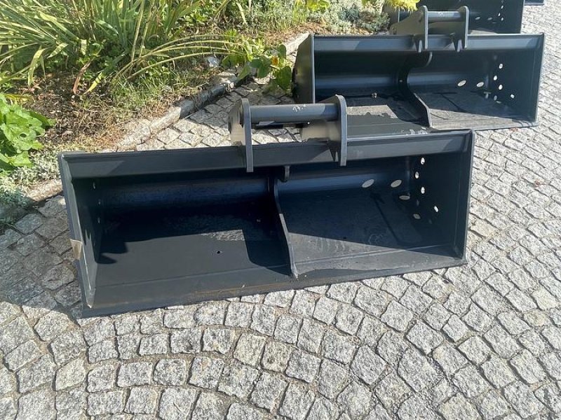 Löffel des Typs Big Dutchman Grabenräumlöffel 150 cm mit Lehnhoff MS08 Symlock Aufnahme, Neumaschine in Göpfritz an der Wild (Bild 1)