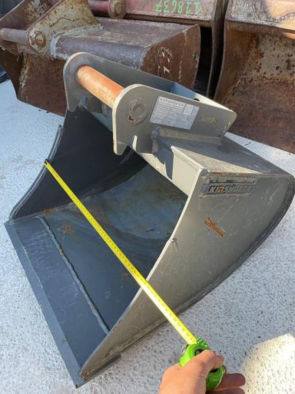 Löffel des Typs Big Dutchman Kinshofer 50 cm Tieflöffel mit Lehnhoff MS01 Aufnahme, Neumaschine in Göpfritz an der Wild (Bild 1)