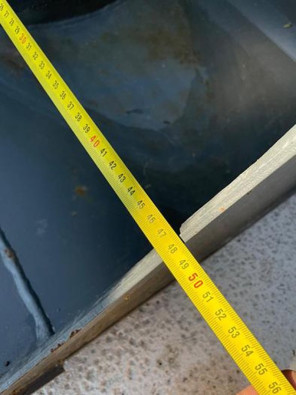 Löffel des Typs Big Dutchman Kinshofer 50 cm Tieflöffel mit Lehnhoff MS01 Aufnahme, Neumaschine in Göpfritz an der Wild (Bild 2)