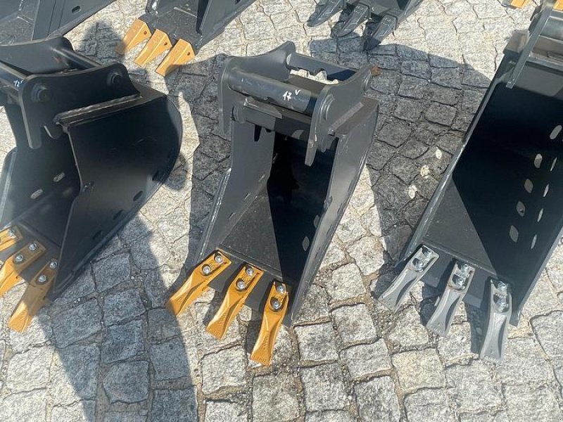 Löffel typu Big Dutchman Tieflöffel 30 cm mit Lehnhoff MS01 Symlock Aufnahme, Neumaschine v Göpfritz an der Wild (Obrázek 2)