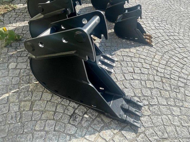 Löffel typu Big Dutchman Tieflöffel 30 cm mit Lehnhoff MS08 Symlock Aufnahme, Neumaschine v Göpfritz an der Wild (Obrázek 2)