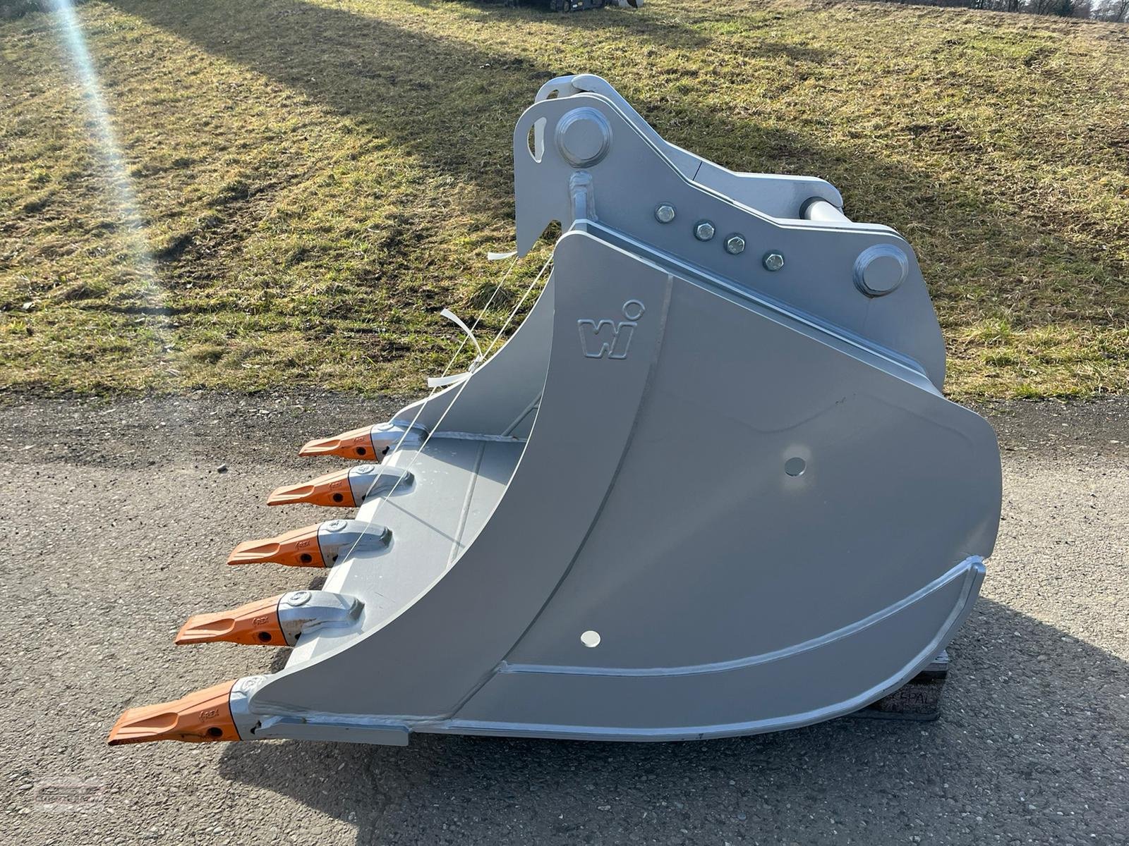 Löffel des Typs Winkelbauer 130 cm Tieflöffel mit OQ 70/55, Gebrauchtmaschine in Deutsch - Goritz (Bild 3)