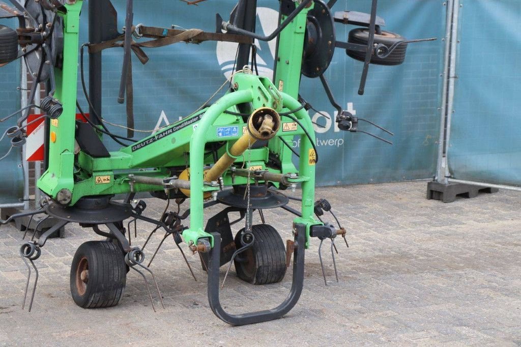 Mähaufbereiter & Zetter of the type Deutz-Fahr CondiMaster 9021, Gebrauchtmaschine in Antwerpen (Picture 11)