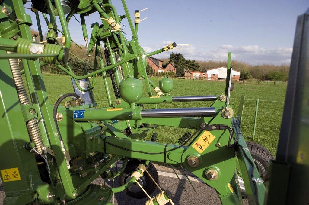 Mähaufbereiter & Zetter типа Krone getrokken schudders KWT met wielstel, Neumaschine в Goudriaan (Фотография 8)