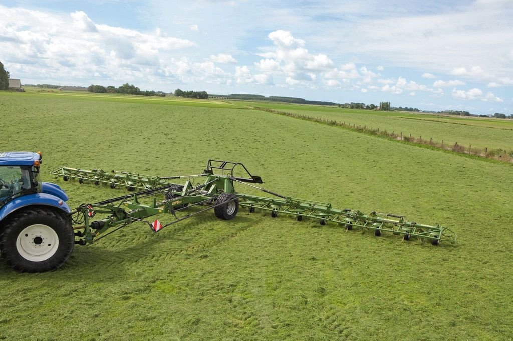 Mähaufbereiter & Zetter типа Krone getrokken schudders KWT met wielstel, Neumaschine в Goudriaan (Фотография 6)
