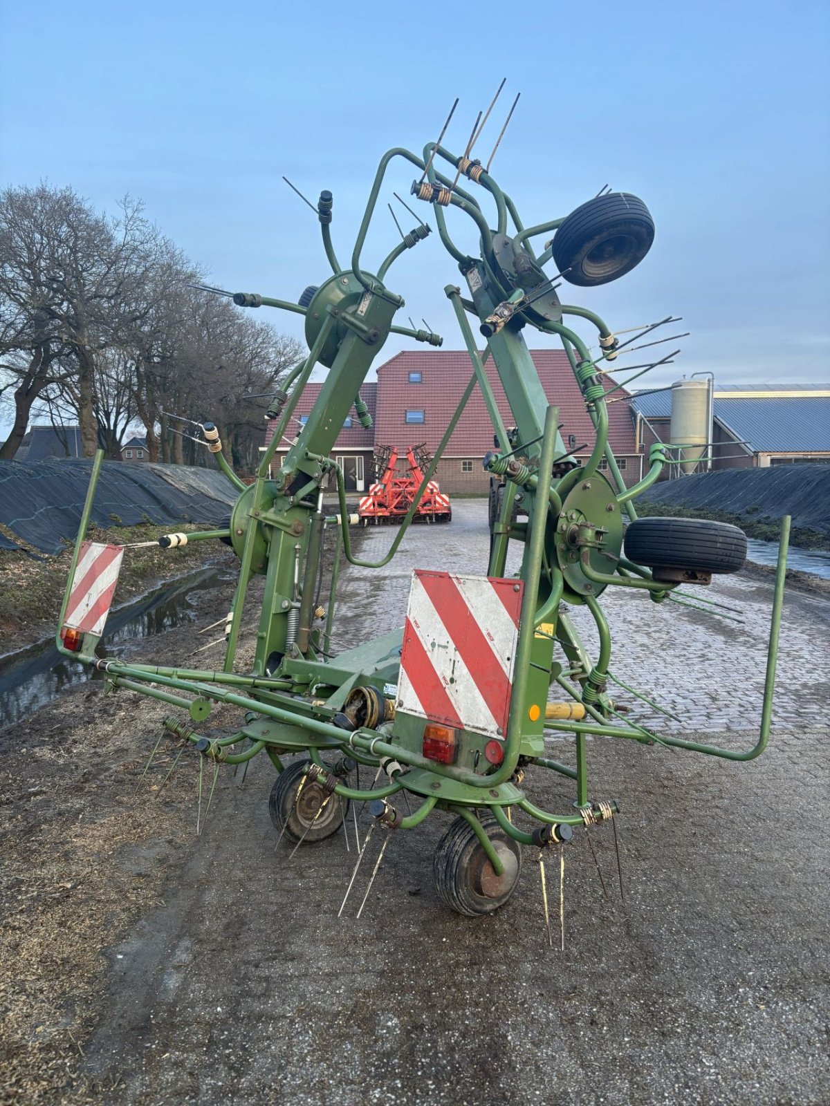 Mähaufbereiter & Zetter van het type Krone Kw 6.72/6, Gebrauchtmaschine in Dalen (Foto 5)