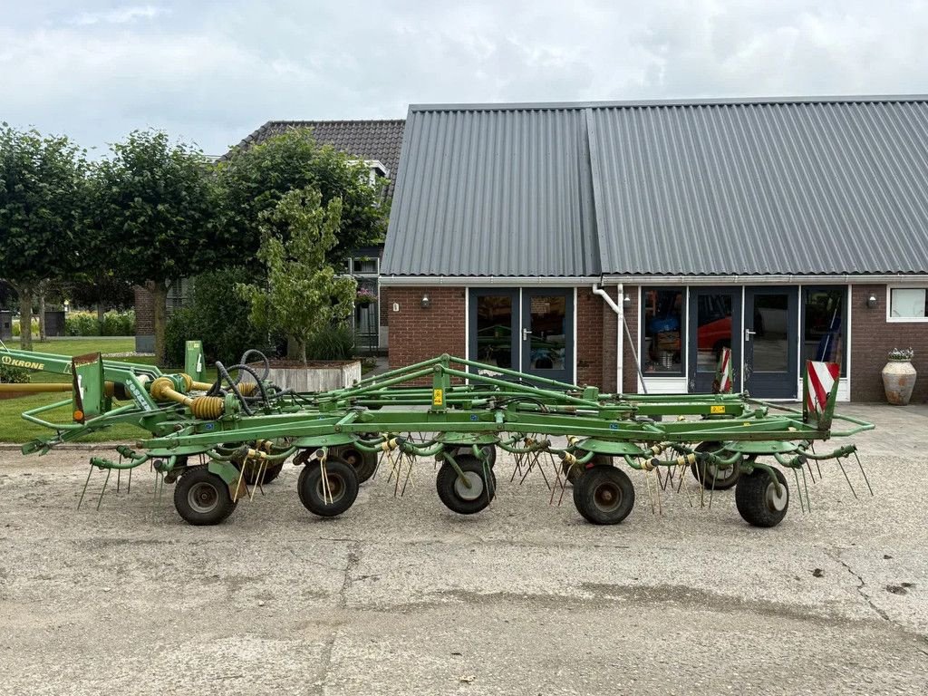 Mähaufbereiter & Zetter des Typs Krone KWT 11.02 / 10 Trein model, Gebrauchtmaschine in Ruinerwold (Bild 1)