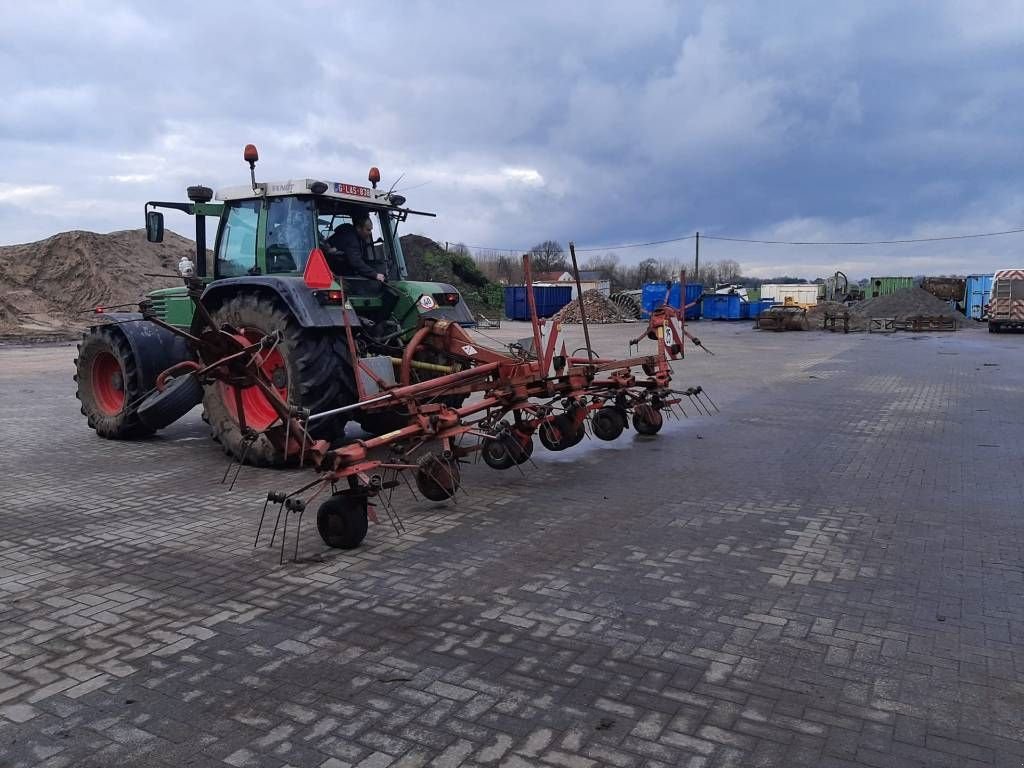 Mähaufbereiter & Zetter typu Kuhn 8 Poten, Gebrauchtmaschine v Roosendaal (Obrázek 4)