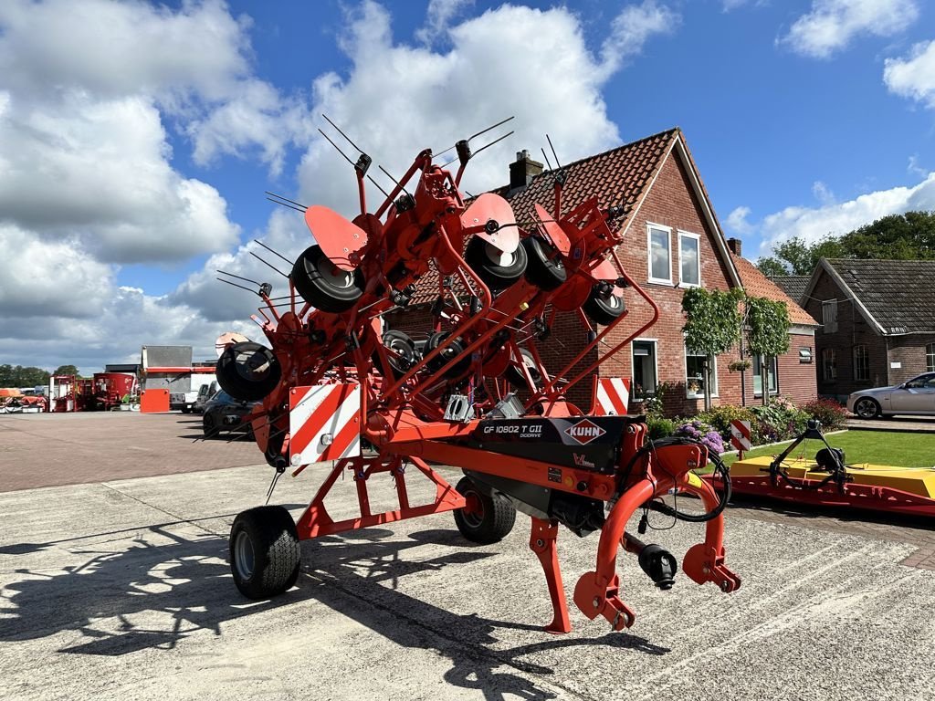 Mähaufbereiter & Zetter des Typs Kuhn GF 10802-T GII, Gebrauchtmaschine in MARIENHEEM (Bild 3)