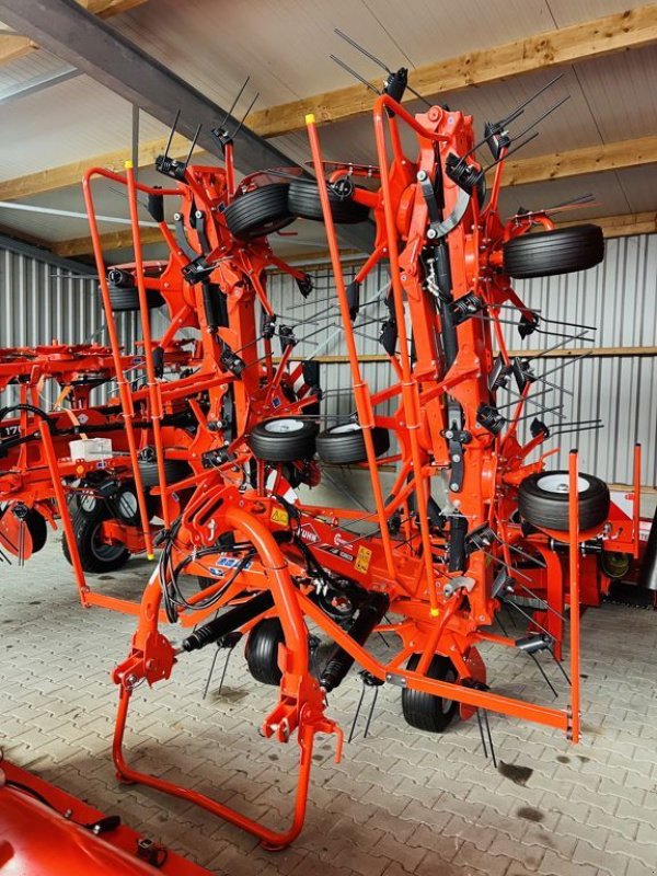 Mähaufbereiter & Zetter типа Kuhn GF 10803, Neumaschine в Coevorden (Фотография 1)