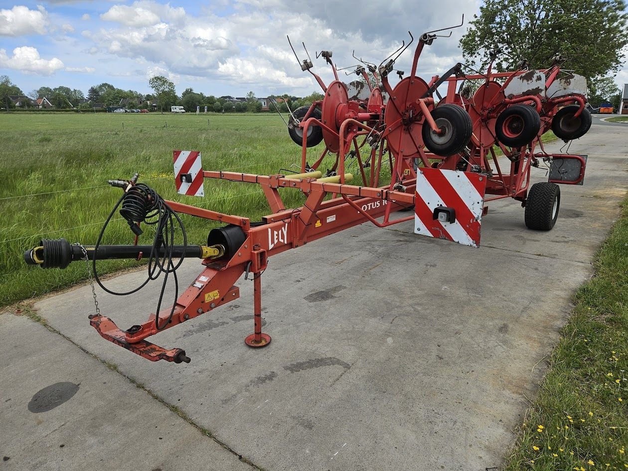 Mähaufbereiter & Zetter des Typs Lely Lotus 1020, Gebrauchtmaschine in Garnwerd (Bild 1)